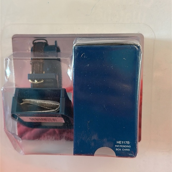 New in Package Vintage Lorus Disney Mickey Mouse Character Watch - Picture 5 of 5